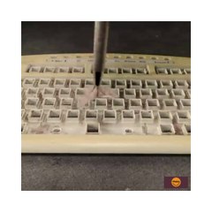 restoring a old yellow keyboard