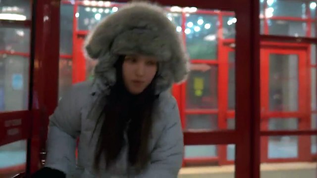 Walking 1 Hour in the COLDEST CITY in the World (-71°C, -96°F) YAKUTSK / YAKUTIA