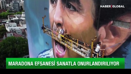 Doğum gününe özel dev Maradona resmi