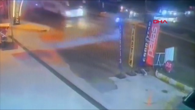 Motosiklet sürücüsünün öldüğü feci kaza kamerada