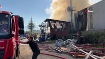 Ağaç kaplama fabrikasında yangın: Dumanlar gökyüzünü kapladı