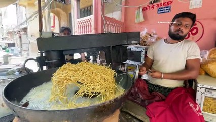 Super Crisp Namkeen Making in Robotic Machine | Indian Street Food