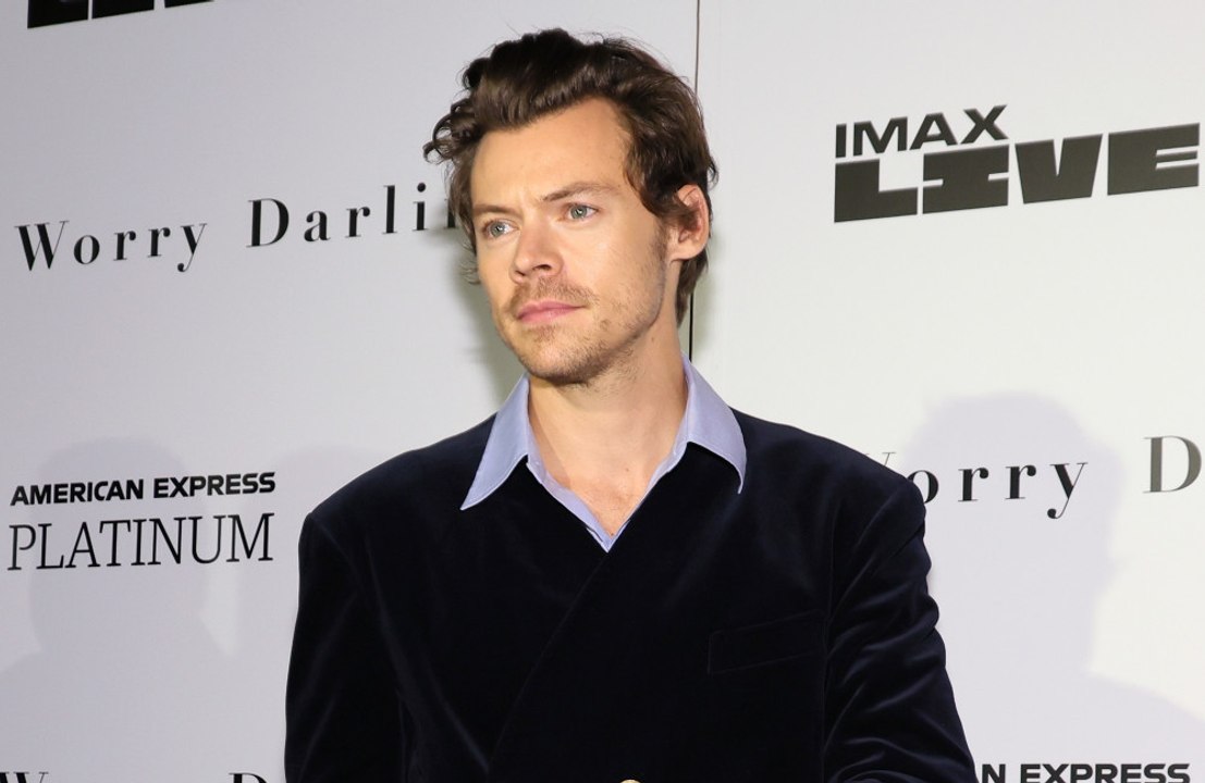 ハリー・スタイルズ、新作『僕の巡査』で男女と７回ラブシーン