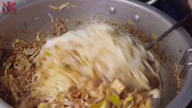 Chicken Spaghetti __ چائنیز نوڈلز بنانے کا طریقہ __ Noodles Recipe by Naseeb Kitchen