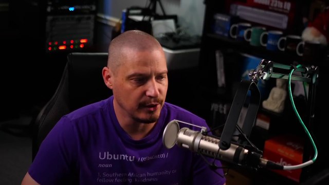 Six Flavors of Ubuntu 22.10 -Kinetic Kudu-