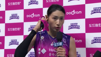 김연경 "코트에서 좋은 모습 보여드릴 수 있어 기뻐" / YTN