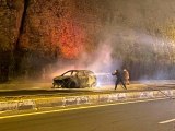 Mardin haberi... Mardin'de seyir halindeki otomobil alev alev yandı