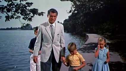 La péniche du bonheur Bande-annonce (EN)