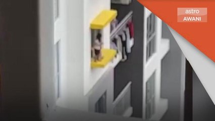 Kecuaian | Pasangan ditahan biarkan anak bermain di tepi balkoni