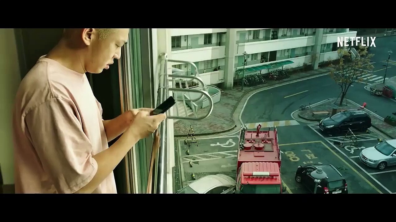 Top10 Zombie Series On Netflix (Hindi) _ Best Netflix Zombie Movies _ Netflix Decoded ( 720 X 1280 )