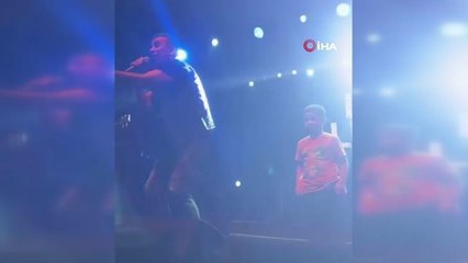 Haluk Levent konserde kaybolan çocuğun annesine ulaşmak için beste yaptı