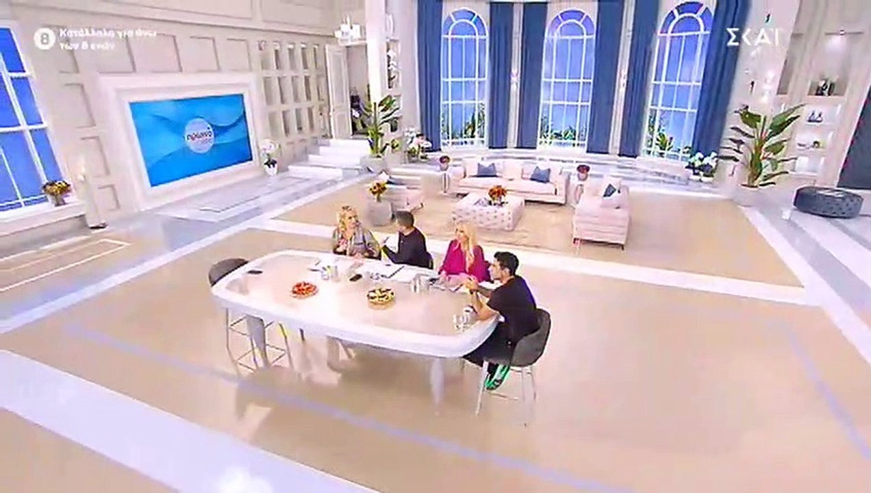 Φαίη Σκορδά Οι ευχές στον πατέρα και στον γιο τ...