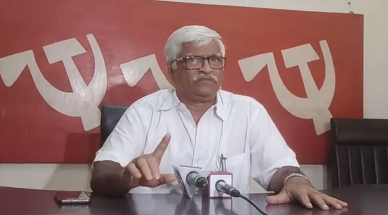 অপরাধীদের নিয়ে রাজনীতি করা বিজেপি-তৃণমূলের কাজ: সুজন চক্রবর্তী |OneIndia bengali