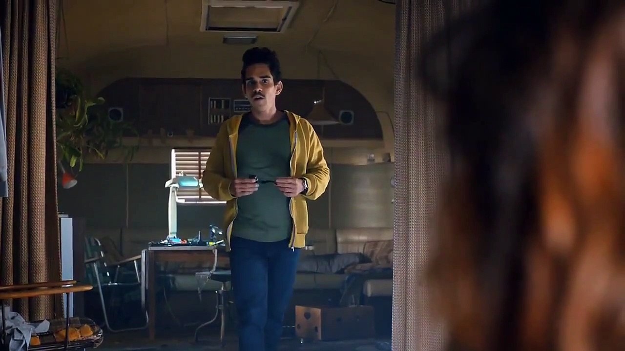 Ash vs. Evil Dead - Se1 - Ep05 -The Host HD Watch HD Deutsch