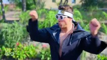 Miz and Mrs - Se1 - Ep08 - Mr. Mizanin's Neighborhood HD Watch HD Deutsch