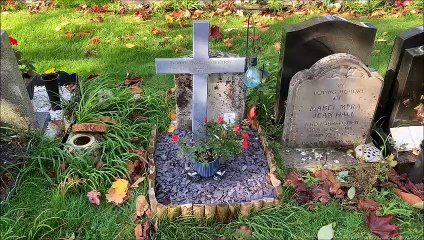 Nobby David Willard's grave in Bexhill Cemetery October 26 2022