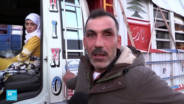 لبنان يستأنف إعادة اللاجئين السوريين الى بلدهم