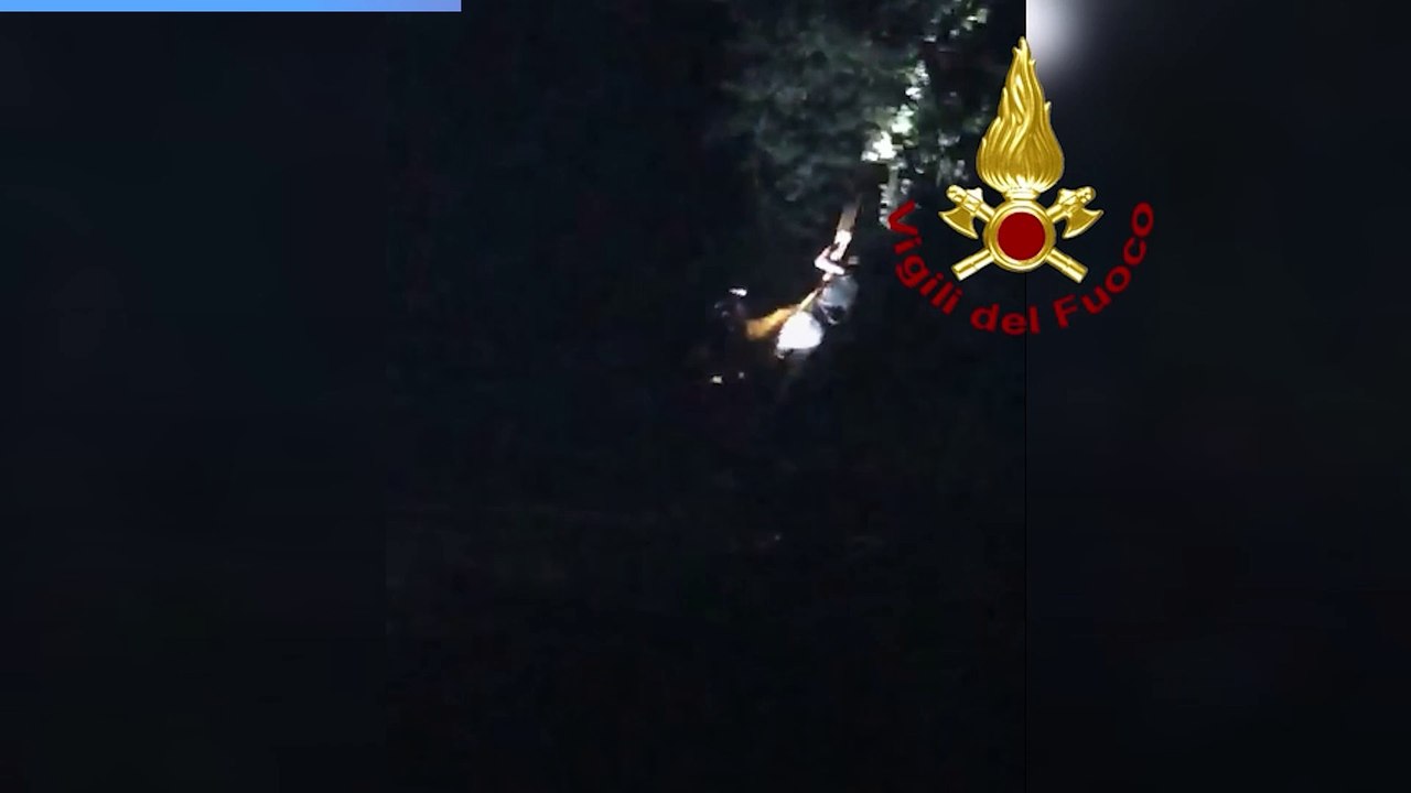 Alluvione nelle Marche, il salvataggio di Simone Bartolucci