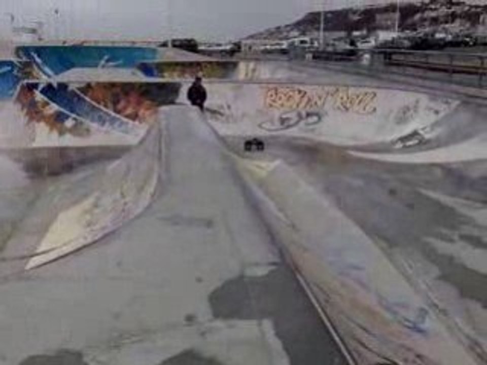 [bikenco] HPI Savage au skatepark