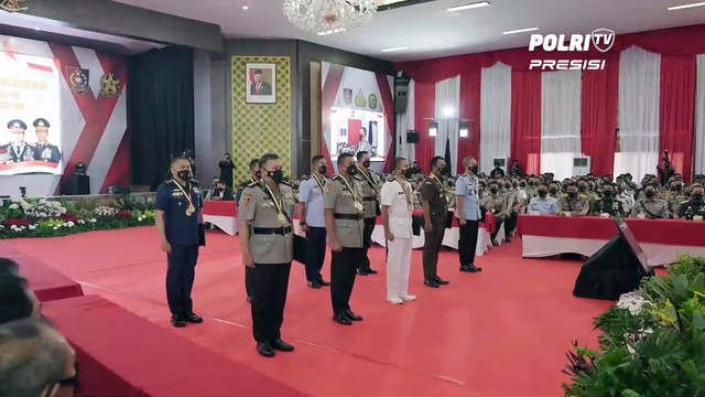 Kapolri Jenderal Listyo Sigit Prabowo Menghadiri Penutupan Pendidikan Sespimti Dikreg Ke-31 Dan Sespimmen Dikreg Ke-62 Tahun 2022