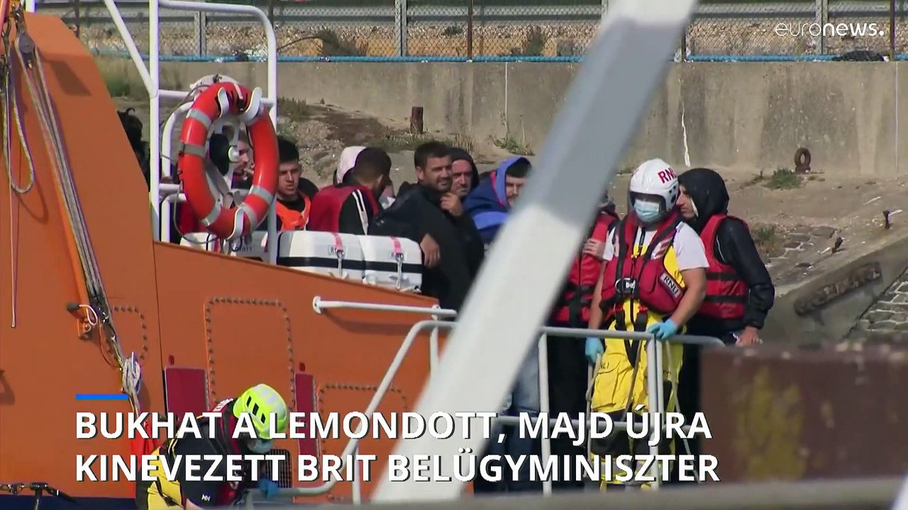 Az illegális migráció miatt bukhat a lemondott, majd újra kinevezett brit belügyminiszter