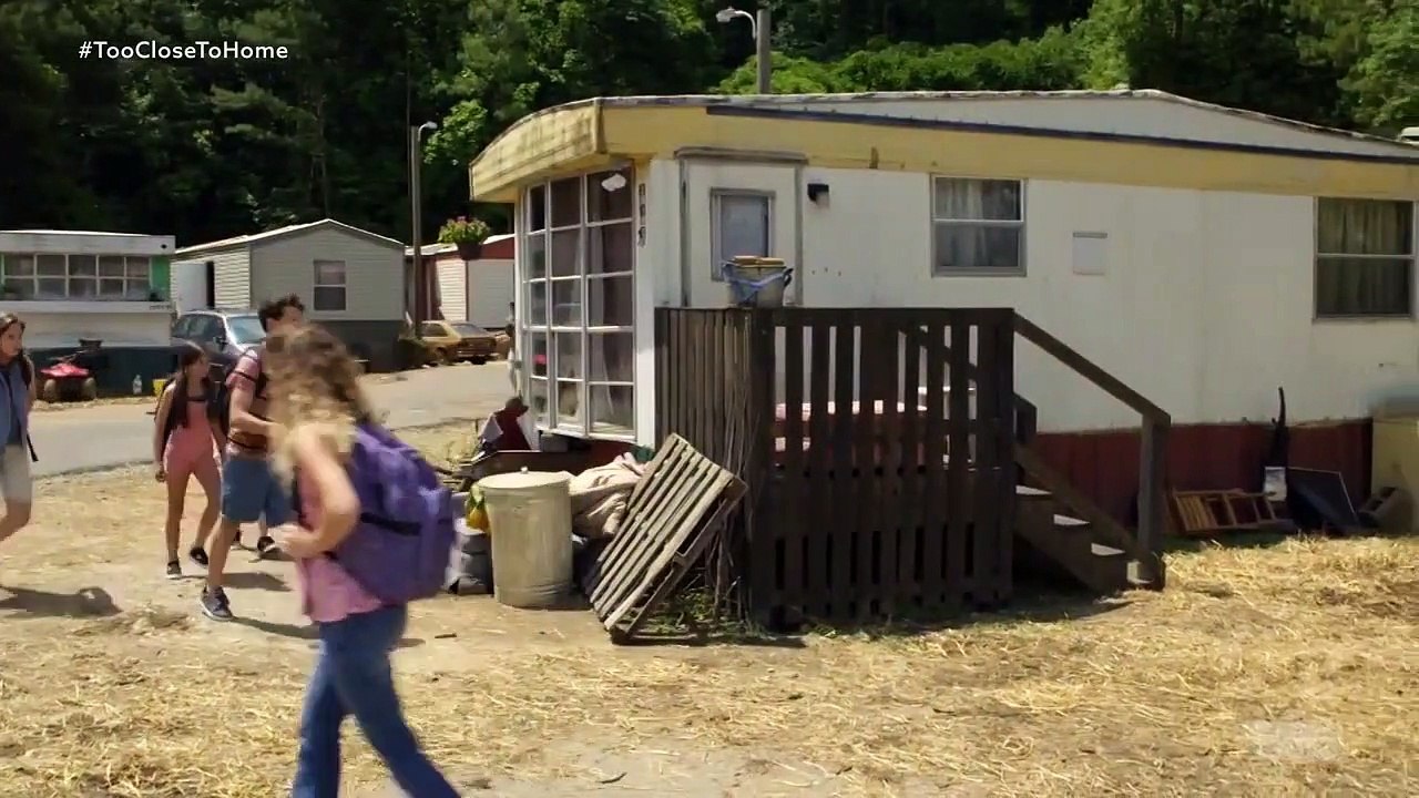 Too Close to Home - Se1 - Ep01 - Dangerously Close, Alabama HD Watch HD Deutsch