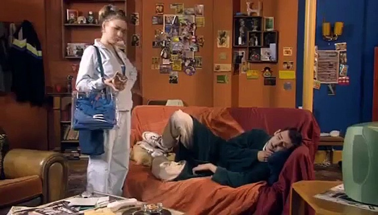 Two pints of lager and a packet of crisps - se2 - ep04 - vomit hd watch hd deutsch