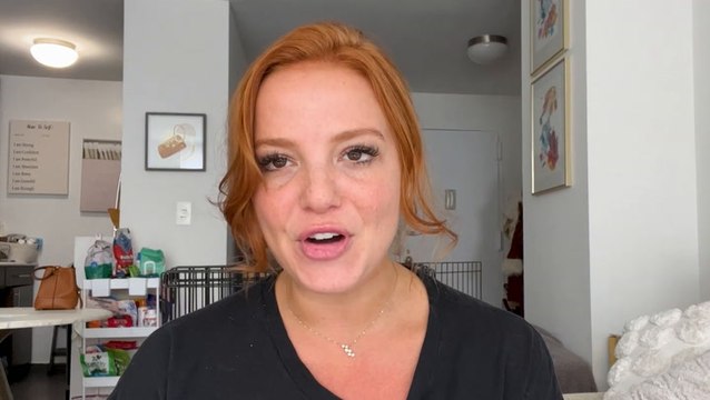 Kris Jenner Jokes About Kim & Kylie ‘Fighting’ Over Being Her Favorite With Hilarious Photo