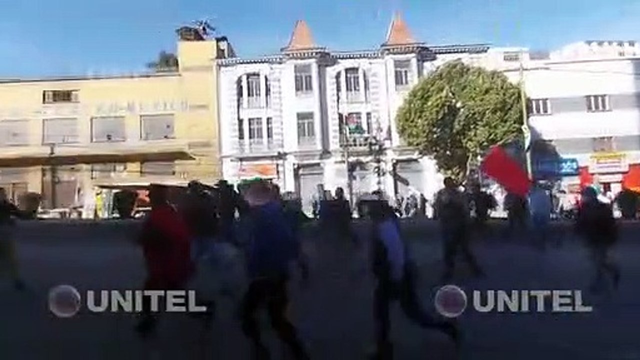 'Autoconvocados' atacan la marcha por el Censo en La Paz