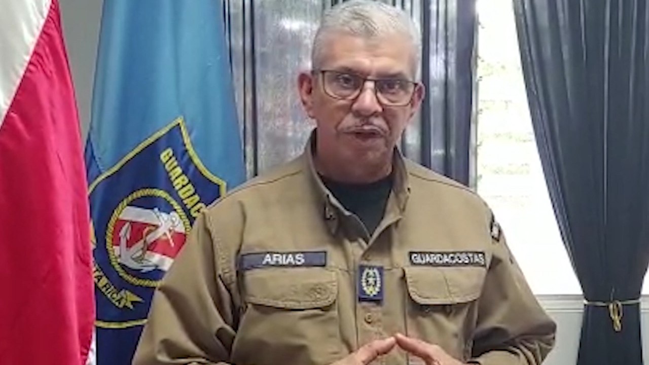 ext'Con equipo tecnológico del MOPT decidirán si se sigue o no con búsqueda de avión de Rainer Schaller'261022