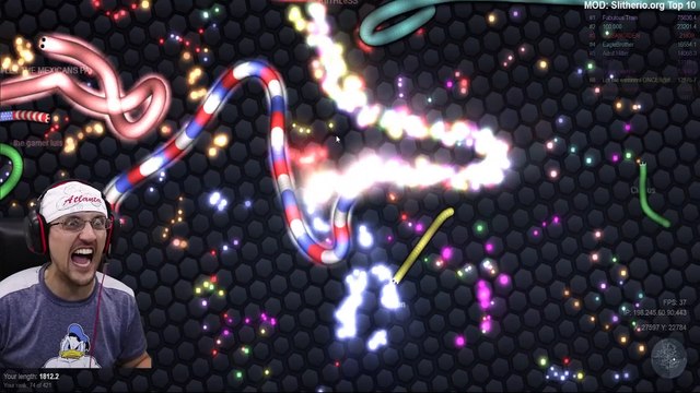 SLITHER.io #4- CRAZY GAME GLITCH after MAJOR FREEZE LAG (FGTEEV Duddy is Finding Dory + More)