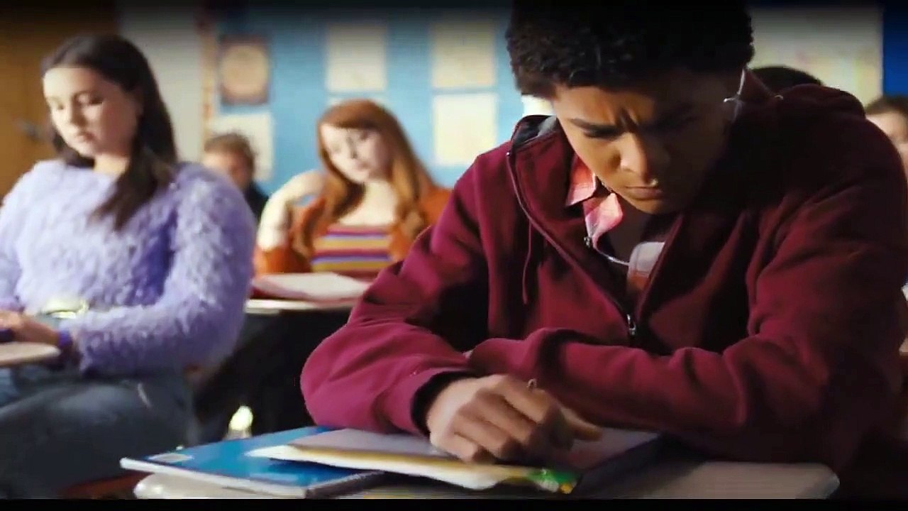 Colin in Black & White Staffel 1 Folge 6 HD Deutsch