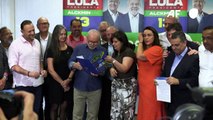 Lula recebe apoio de prefeitos