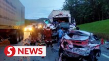 Woman killed in five-vehicle accident in Johor