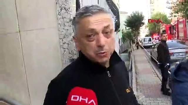 Şişli'de 4 katlı binada yangın: Mahsur kalanları itfaiye kurtardı