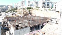 Mudanya Belediyesi Kapalı Pazar Yeri İnşaatını Sürdürüyor