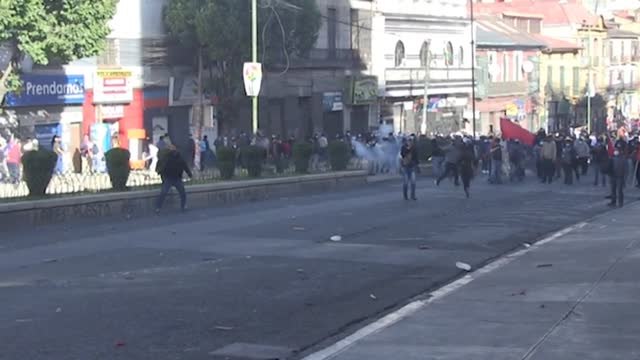 Batalla campal en Bolivia a cuenta del censo