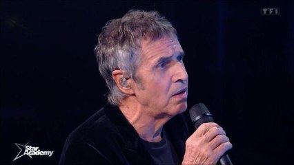 "Ils ont fait un sale coup à l'une des candidates !" : Julien Clerc balance après son passage à la Star Academy