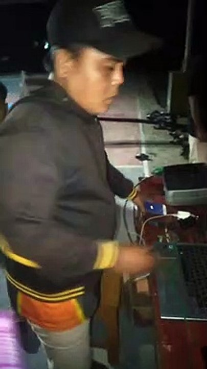 Nobar layar tancap