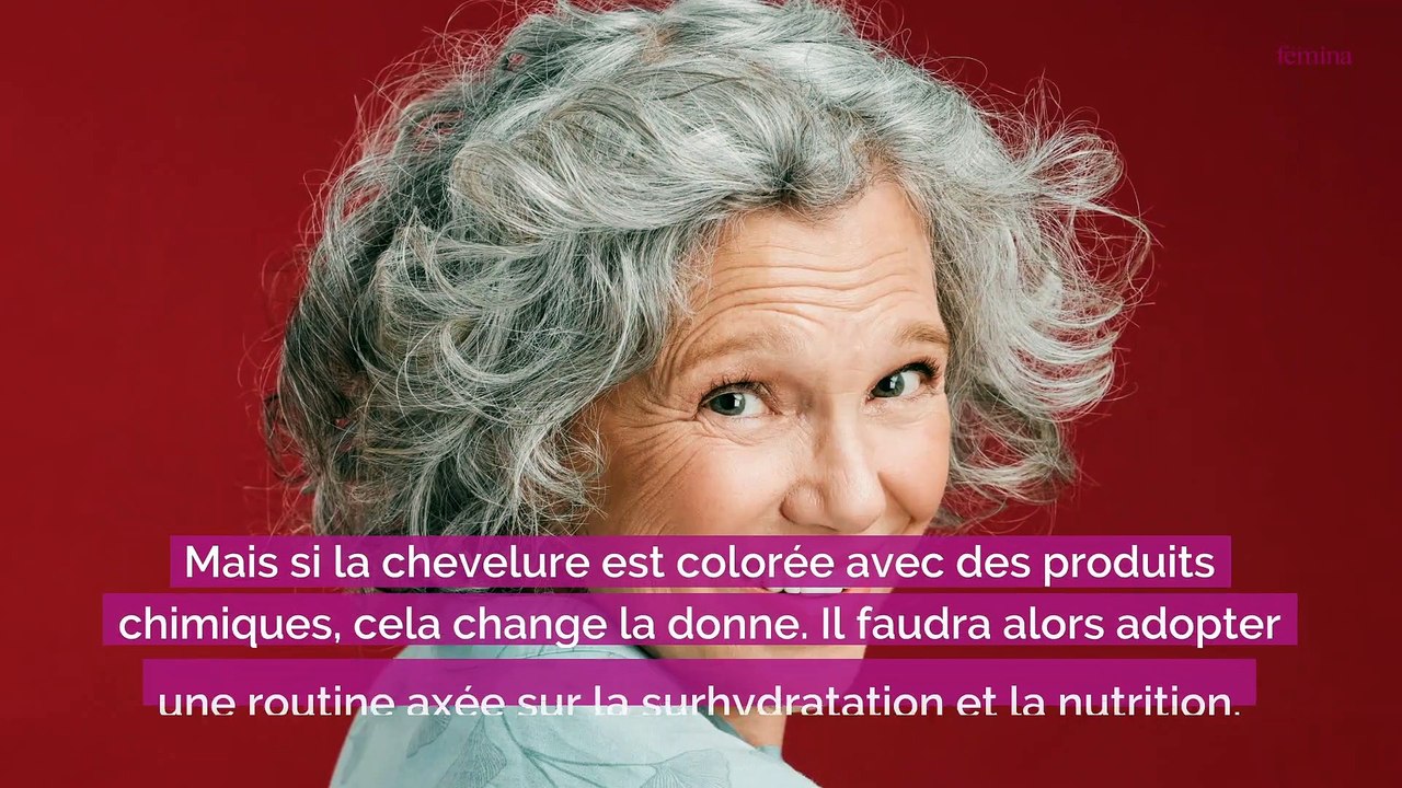 Coiffure anti-âge : voici les coupes et couleurs qui rajeunissent le visage, selon un coiffeur