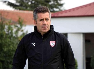 Hüseyin Eroğlu: "Formada yazan futbolcunun ismi, Samsunspor armasından büyük değildir"
