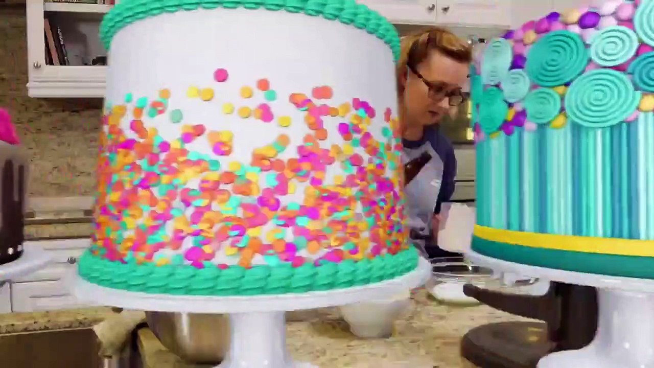 Crazy Cakes - Se1 - Ep05 - Beer, Bling and Spinning Cakes HD Watch HD Deutsch