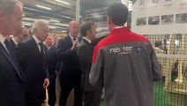 Emmanuel Macron visite l'usine Nexter, spécialisée dans les munitions, à la Chapelle-Saint-Ursin (Cher)