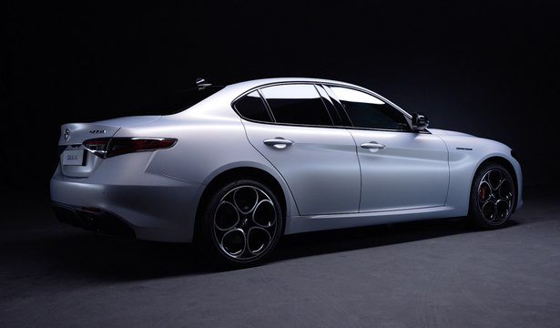 VÍDEO: nuevo Alfa Romeo Giulia 2023, ¿sabes en qué se actualiza?