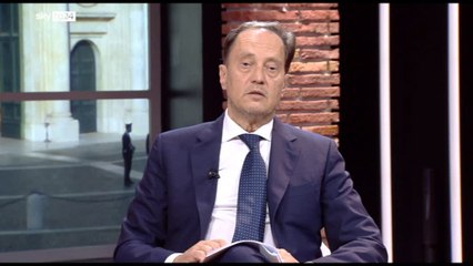 Ciriani: "Ipotesi rinvio multe ai no vax per problemi tecnici"