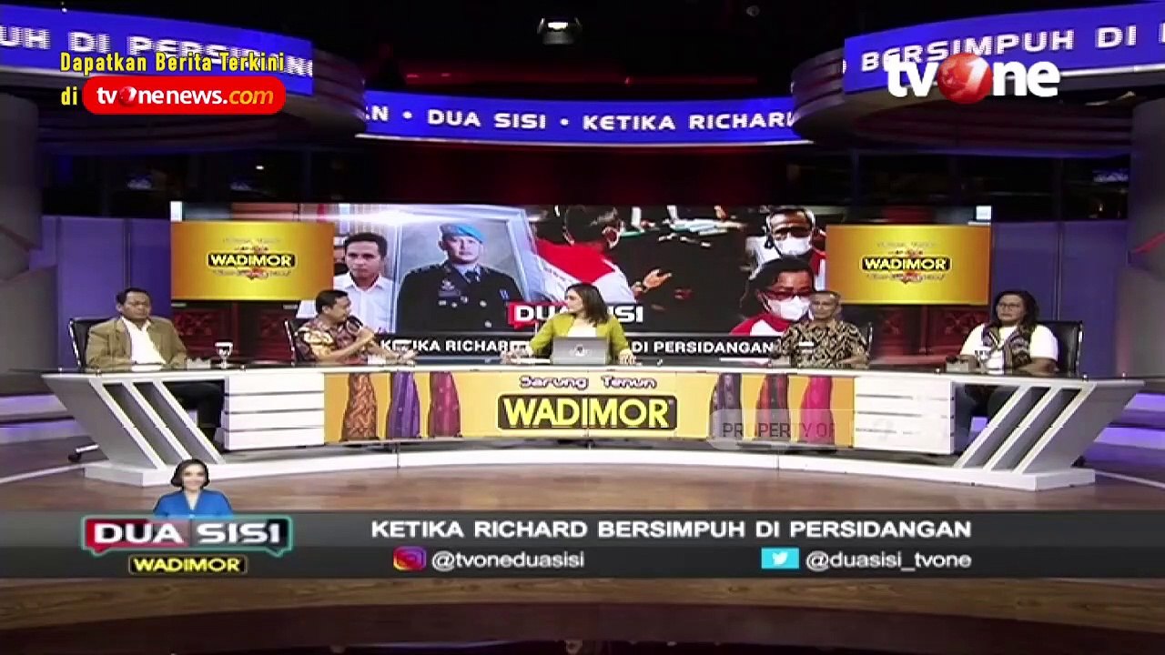 Respon Tante Brigadir J saat Melihat Bharada E di Persidangan _ Dua Sisi tvOne