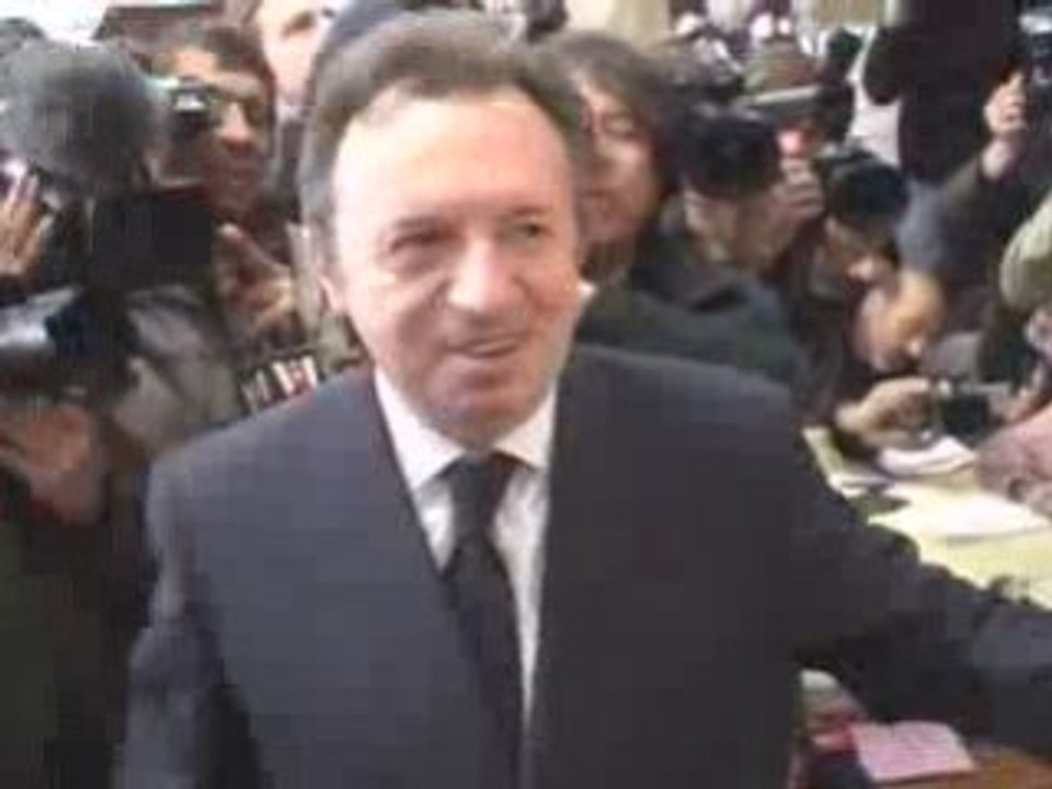 Guérini vote à Marseille - 2° tour