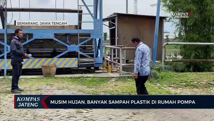 Скачать видео: Musim Hujan, Banyak Sampah Plastik di Rumah Pompa