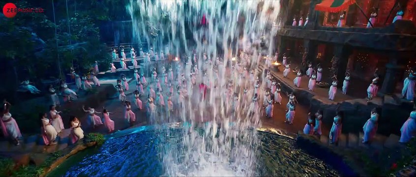 Thumkeshwari - Teaser | Bhediya | Varun Dhawan | Kriti Sanon | Sachin-Jigar | Amitabh Bhattacharya