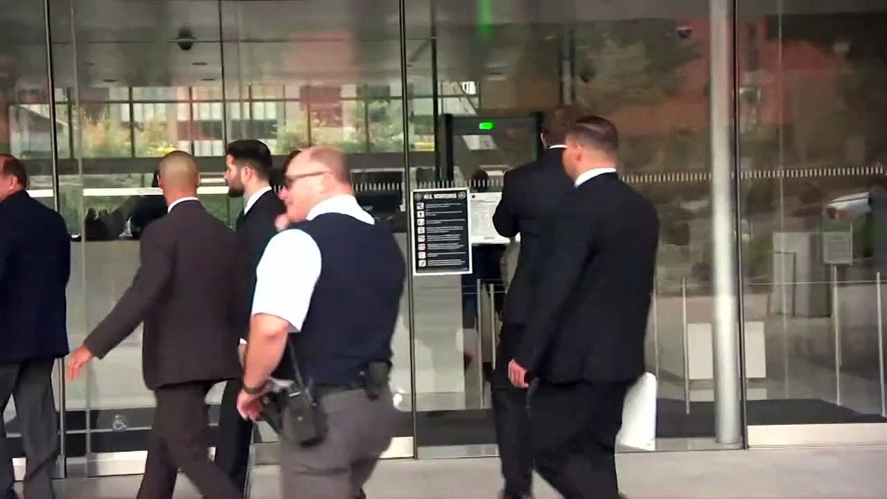 Elon Musk übernimmt Twitter: 'Der Vogel ist befreit'